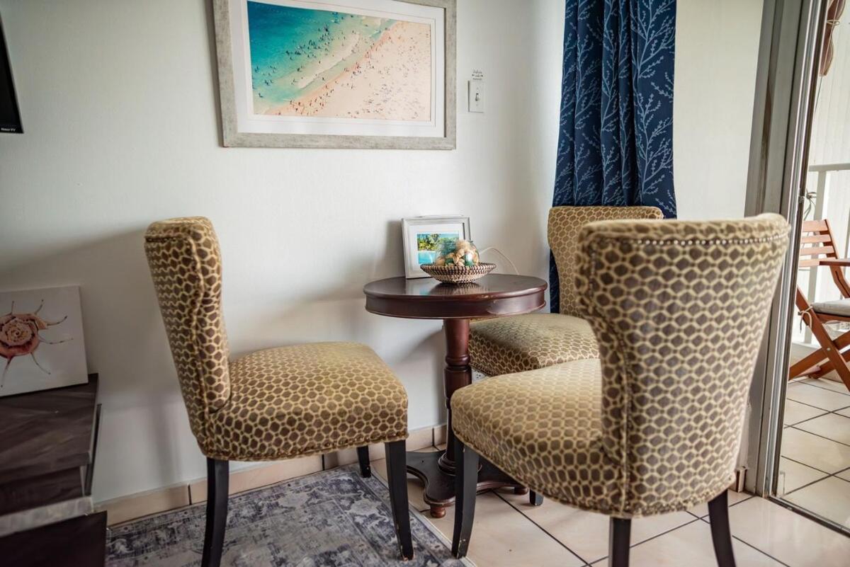 Isla Verde Beachfront With Pool- Near Foxwoods San Juan Exterior photo